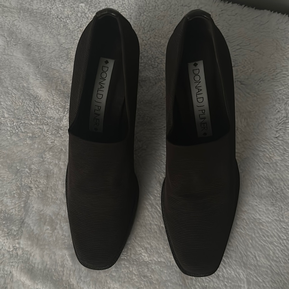 Donald Pliner Shoes